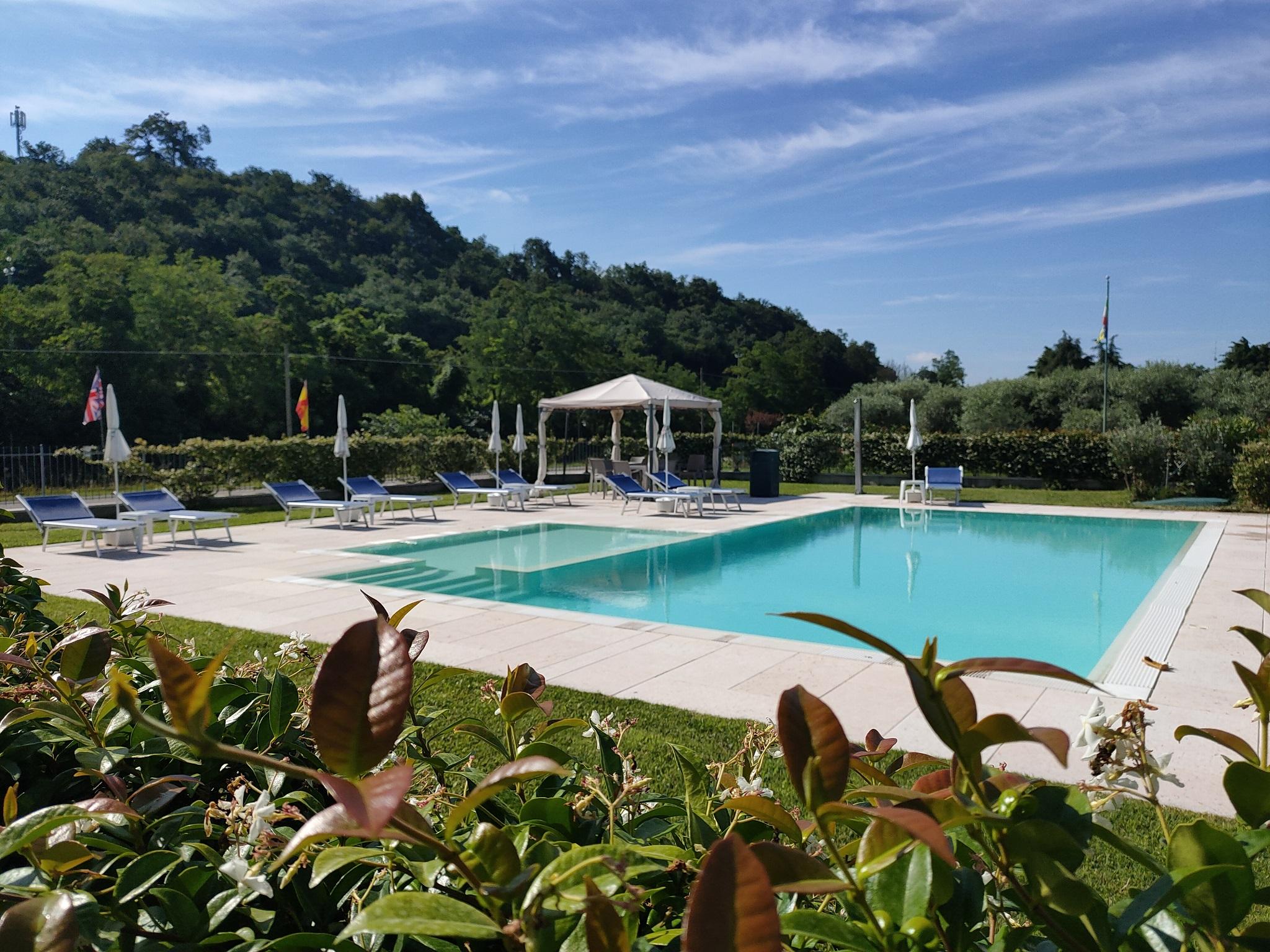 Hotel Agli Ulivi Valeggio sul Mincio Exterior foto