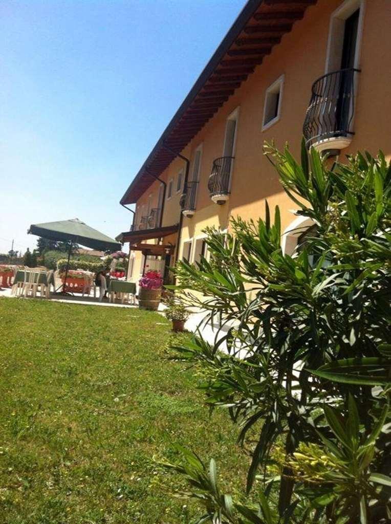 Hotel Agli Ulivi Valeggio sul Mincio Exterior foto